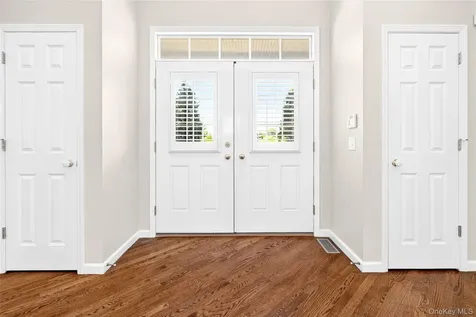 12 Meadowview Lane Carmel NY 10512