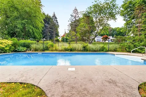 12 Meadowview Lane Carmel NY 10512