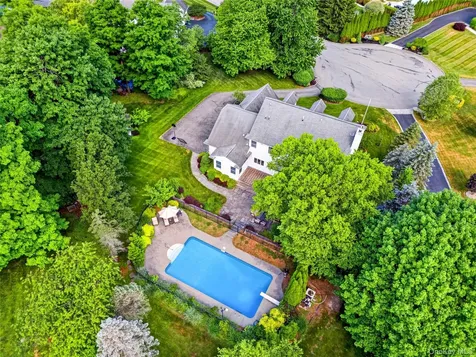 12 Meadowview Lane Carmel NY 10512