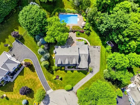 12 Meadowview Lane Carmel NY 10512