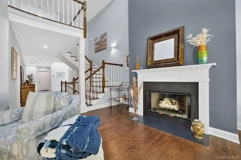 26 Wyndham Close White Plains NY 10605