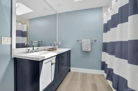 26 Wyndham Close White Plains NY 10605