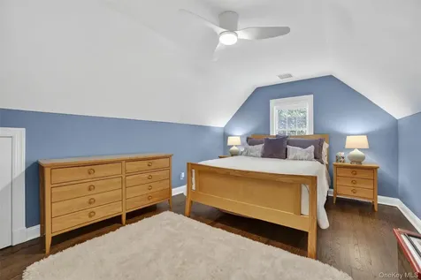26 Wyndham Close White Plains NY 10605