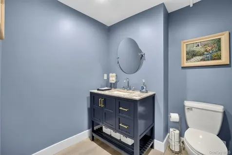 26 Wyndham Close White Plains NY 10605
