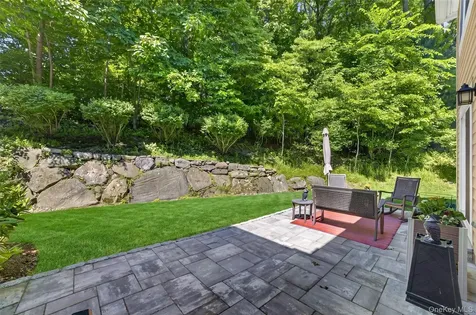 26 Wyndham Close White Plains NY 10605