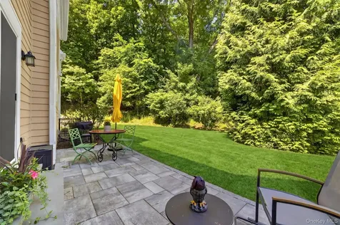 26 Wyndham Close White Plains NY 10605
