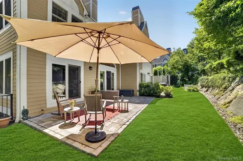26 Wyndham Close White Plains NY 10605
