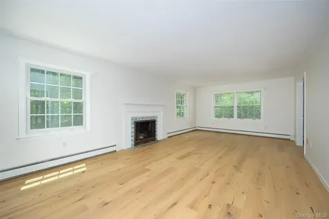 50 Aspinwall Road Red Hook NY 12571