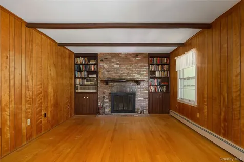 50 Aspinwall Road Red Hook NY 12571