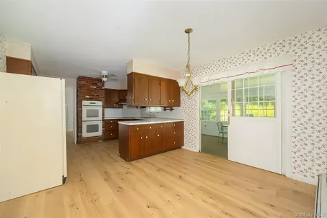 50 Aspinwall Road Red Hook NY 12571