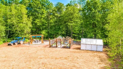 173 State Route 52 Woodbourne NY 12788