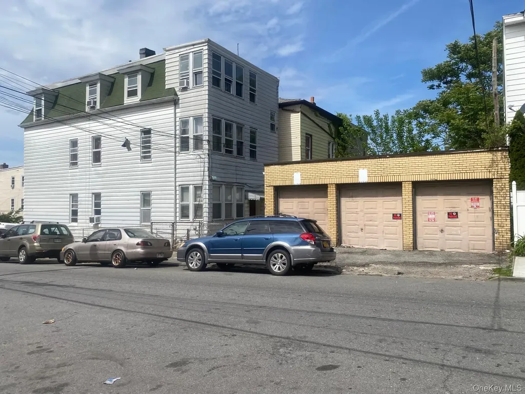 173 Elm Street Yonkers NY 10701
