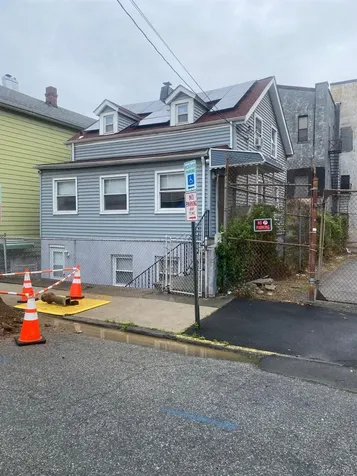 8 Morris Place Yonkers NY 10705