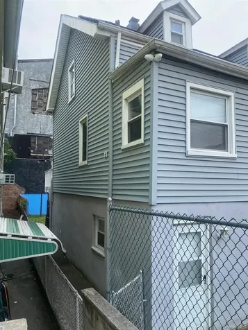 8 Morris Place Yonkers NY 10705