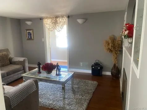 8 Morris Place Yonkers NY 10705