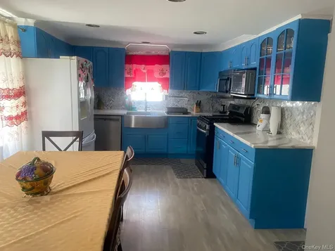 8 Morris Place Yonkers NY 10705