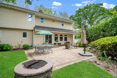 565 Mohawk Road West Hempstead NY 11552