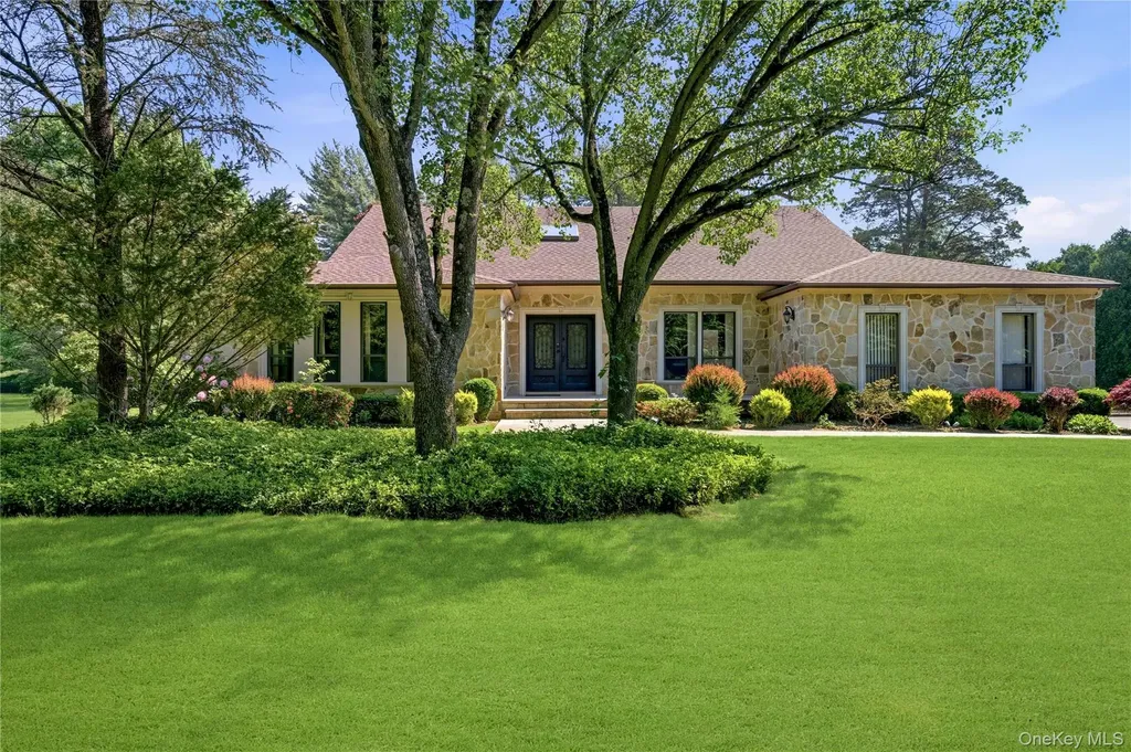 199 Cold Spring Road Syosset NY 11791