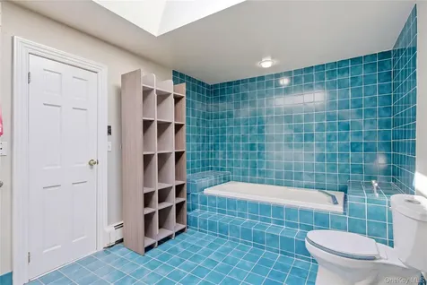199 Cold Spring Road Syosset NY 11791