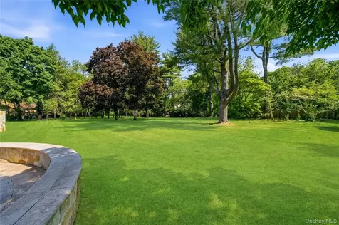 199 Cold Spring Road Syosset NY 11791