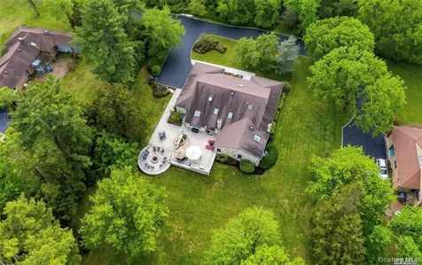 199 Cold Spring Road Syosset NY 11791
