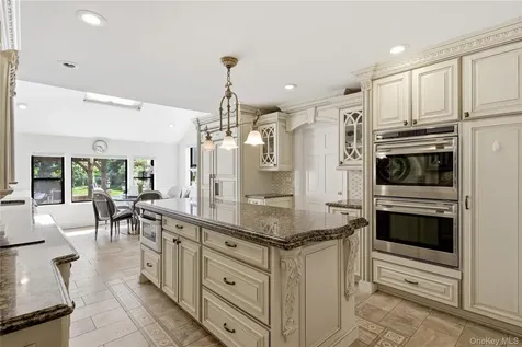 199 Cold Spring Road Syosset NY 11791