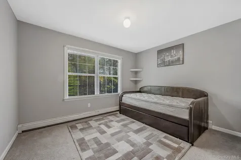 41 N Cozine Road Manorville NY 11949