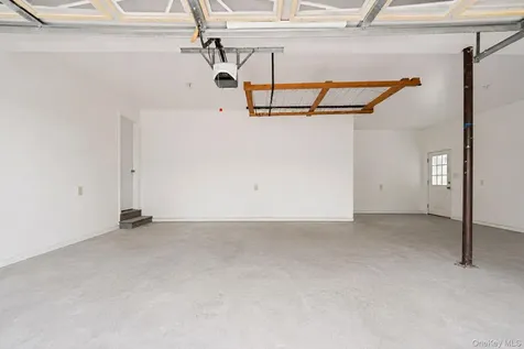 41 N Cozine Road Manorville NY 11949