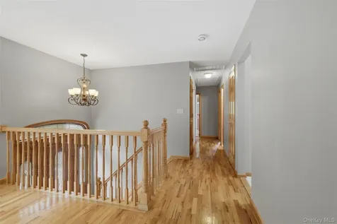 226 Ehrhardt Road Pearl River NY 10965
