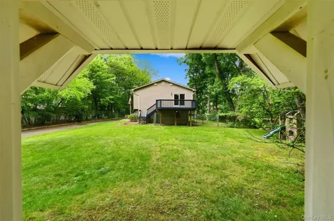 226 Ehrhardt Road Pearl River NY 10965