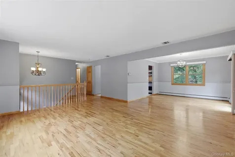 226 Ehrhardt Road Pearl River NY 10965