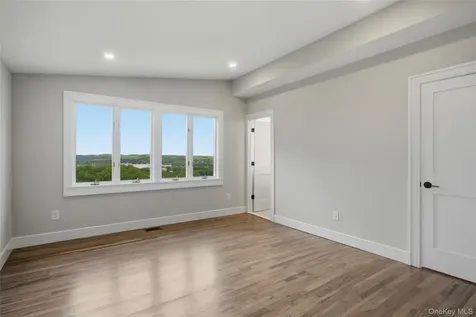 39 Kings Ridge Road Mahopac NY 10541