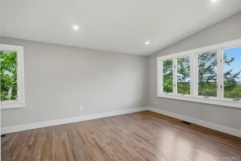 39 Kings Ridge Road Mahopac NY 10541