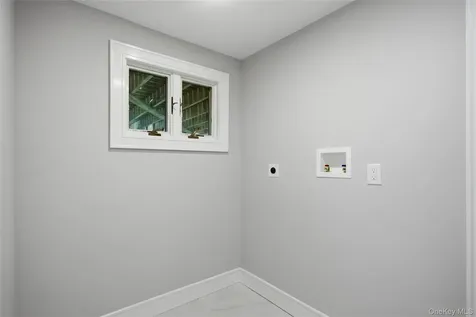 39 Kings Ridge Road Mahopac NY 10541