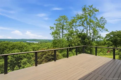 39 Kings Ridge Road Mahopac NY 10541