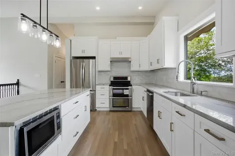 39 Kings Ridge Road Mahopac NY 10541