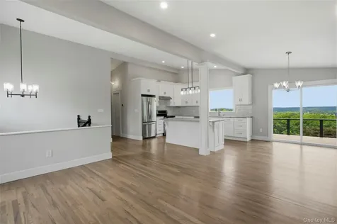 39 Kings Ridge Road Mahopac NY 10541