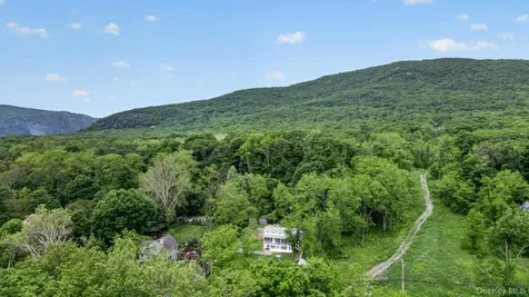 26 Fishkill Road Cold Spring NY 10516