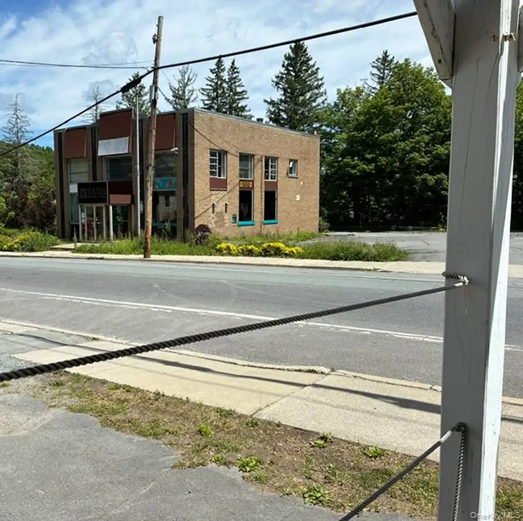 13 Broadway Woodridge NY 12789