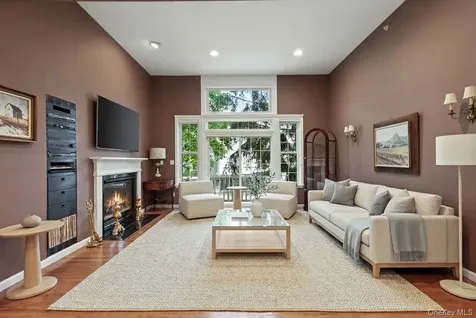 2 Heirloom Lane Rye Brook NY 10573