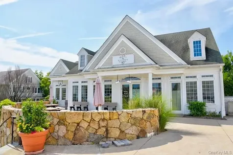 2 Heirloom Lane Rye Brook NY 10573