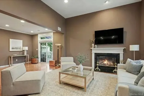 2 Heirloom Lane Rye Brook NY 10573
