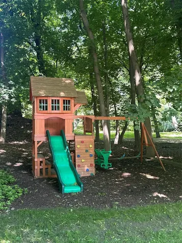 6 Harriman Keep Road Irvington NY 10533