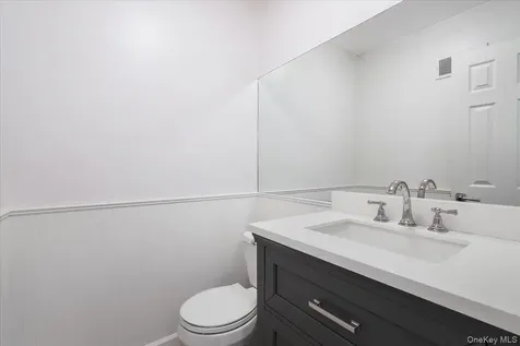 6 Harriman Keep Road Irvington NY 10533