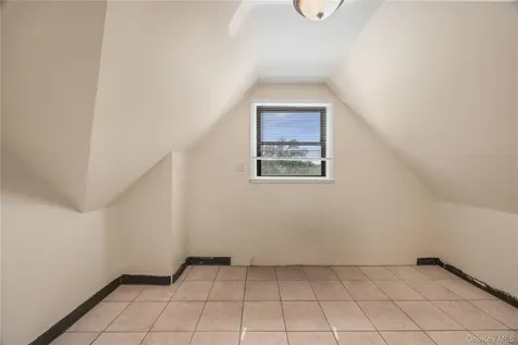 176 Colonial Parkway Yonkers NY 10710