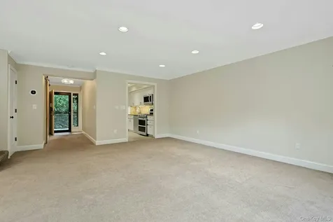 369 Martling Avenue Tarrytown NY 10591