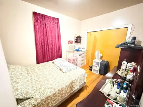 3935 Barnes Avenue Bronx NY 10466