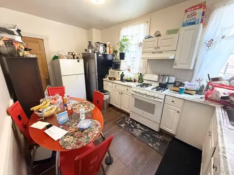 3935 Barnes Avenue Bronx NY 10466