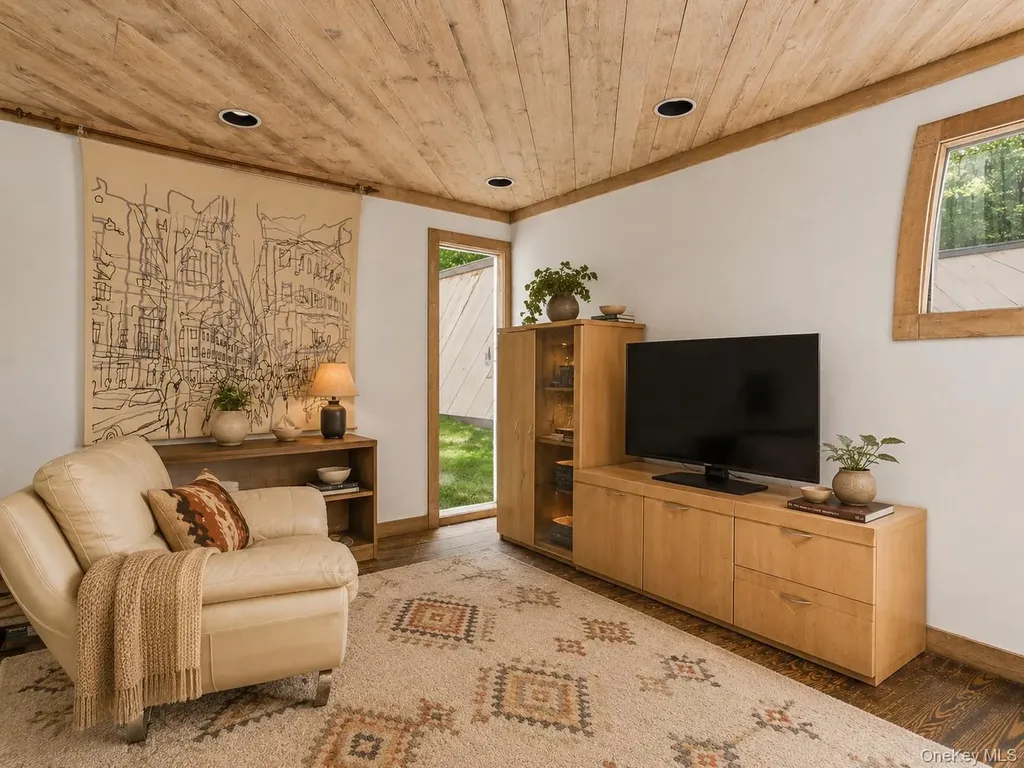 8 Cliff Court Carmel NY 10512