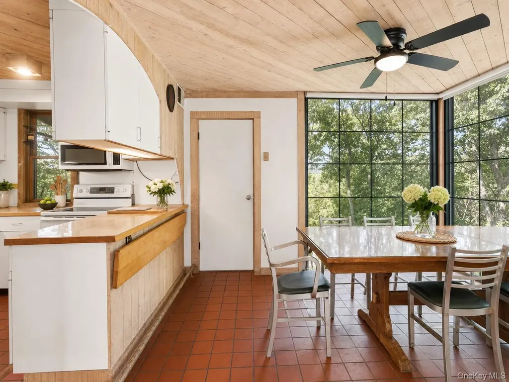 8 Cliff Court Carmel NY 10512